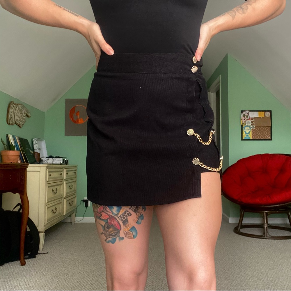 Shein Mini Skirt w Chain Detail